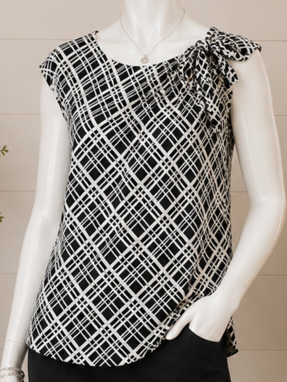 7th Avenue Design Studio Geometric Side-Tie Blouse Size XL Excellent Condition